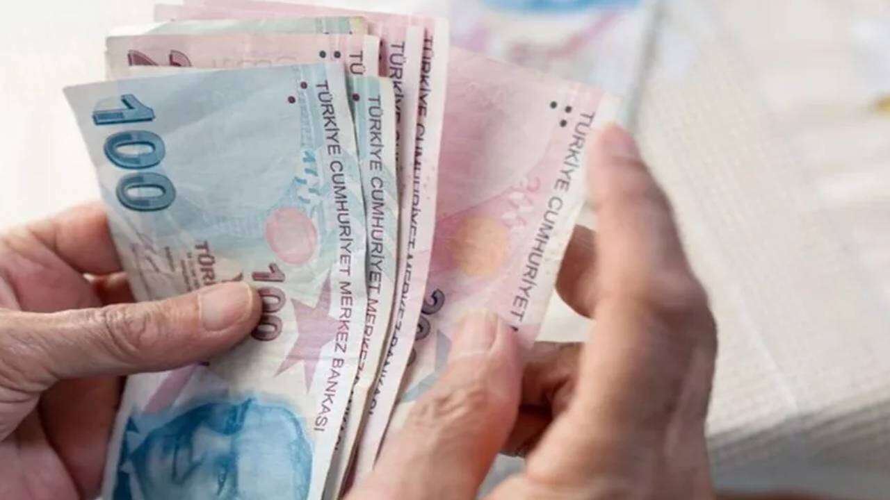 1999 öncesi ve sonrası SGK girişi olanlar dikkat: Emekli maaşlarını uçuracak yeni sistem geliyor! 7
